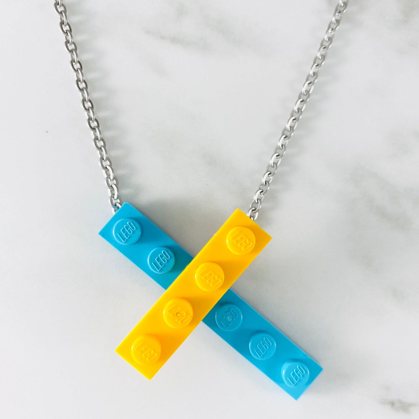 Tu Snaps necklace made from Lego pieces